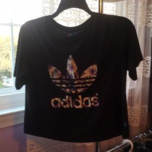 XS crop adidas top